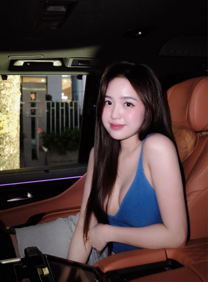 lê phương anh bikini sexy ánh nhìn quyến rũ