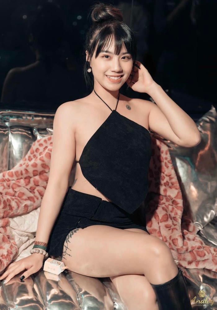 linh miu bikini hình ảnh khỏe khoắn