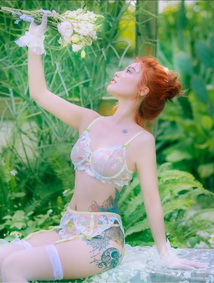 linh miu bikini tạo hình gọn gàng