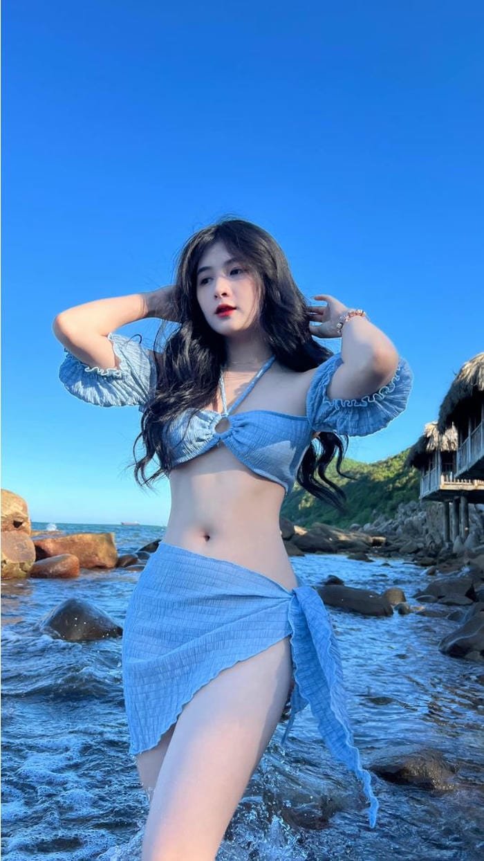 quỳnh alee bikini thời trang biển đẹp