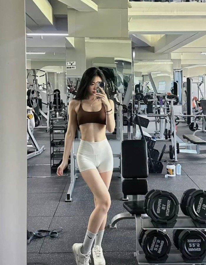 tập gym sự chăm chỉ trong từng buổi tập