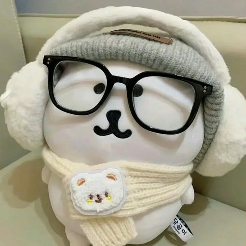 Ảnh đại diện gấu bông đeo kính đầy sức hút