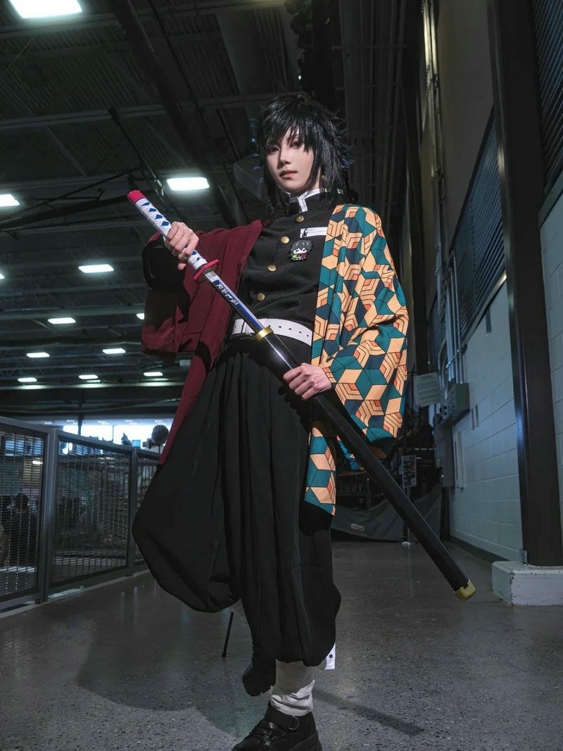 Ảnh hóa trang kimetsu no yaiba đầy cá tính