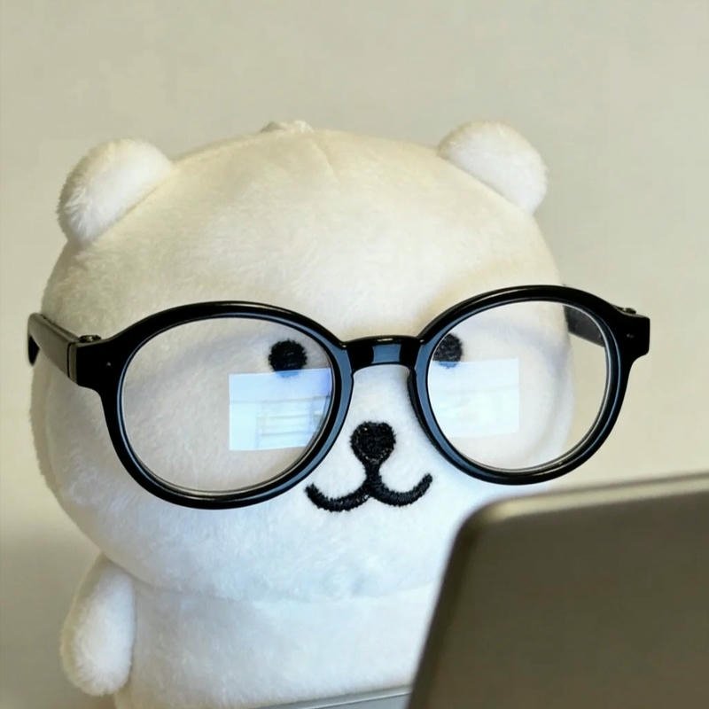 Avatar gấu bông đeo kính tạo dáng đáng yêu nổi bật