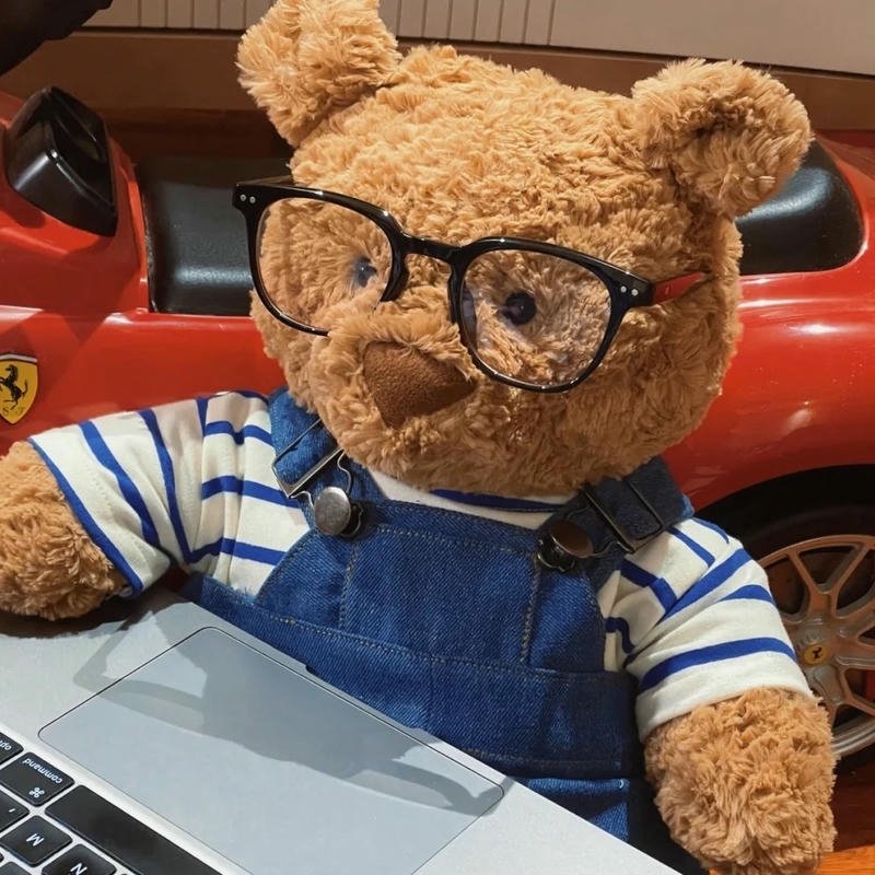 Avatar gấu bông đeo kính tạo hình ngộ nghĩnh giàu cá tính