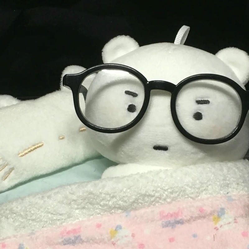 Avatar gấu bông đeo kính thần thái vui tươi đầy cuốn hút