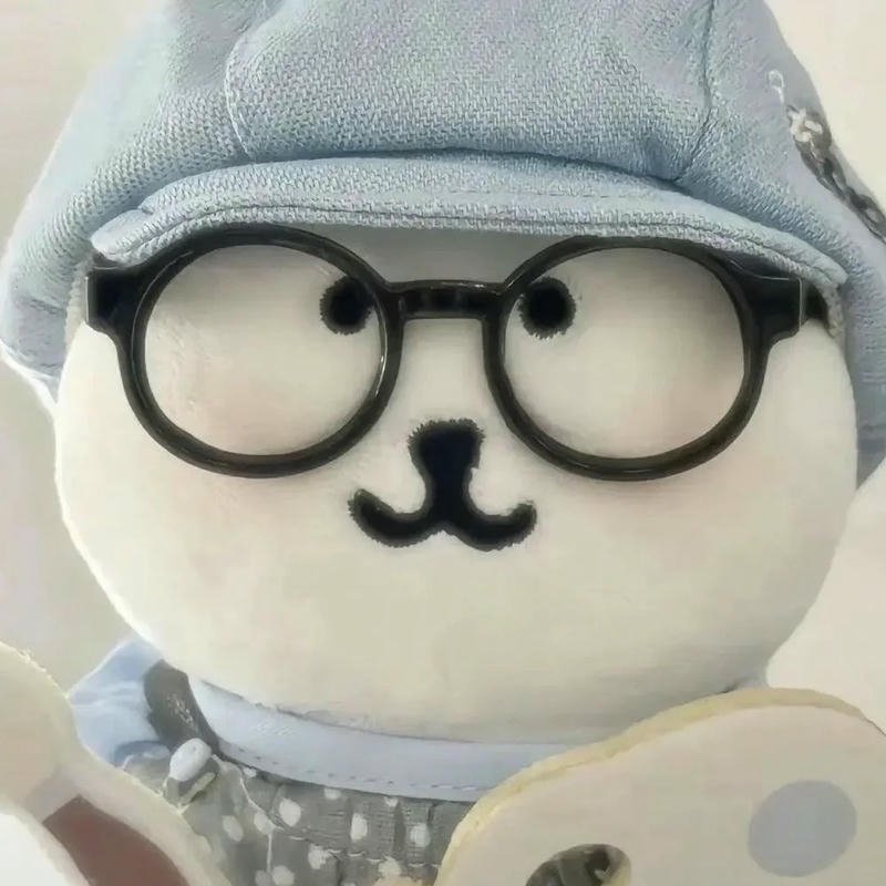 Avatar gấu bông đeo kính vẻ ngoài đáng yêu đầy hấp dẫn