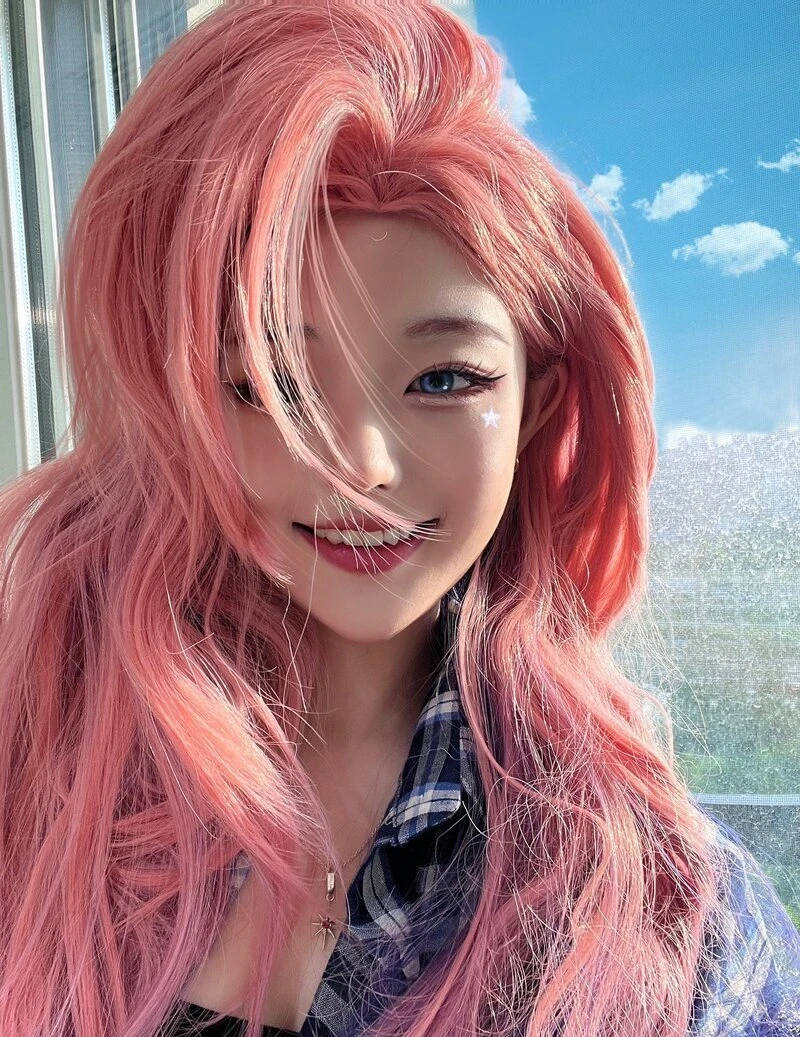 Cosplay ảnh Hina lộng lẫy mê hoặc