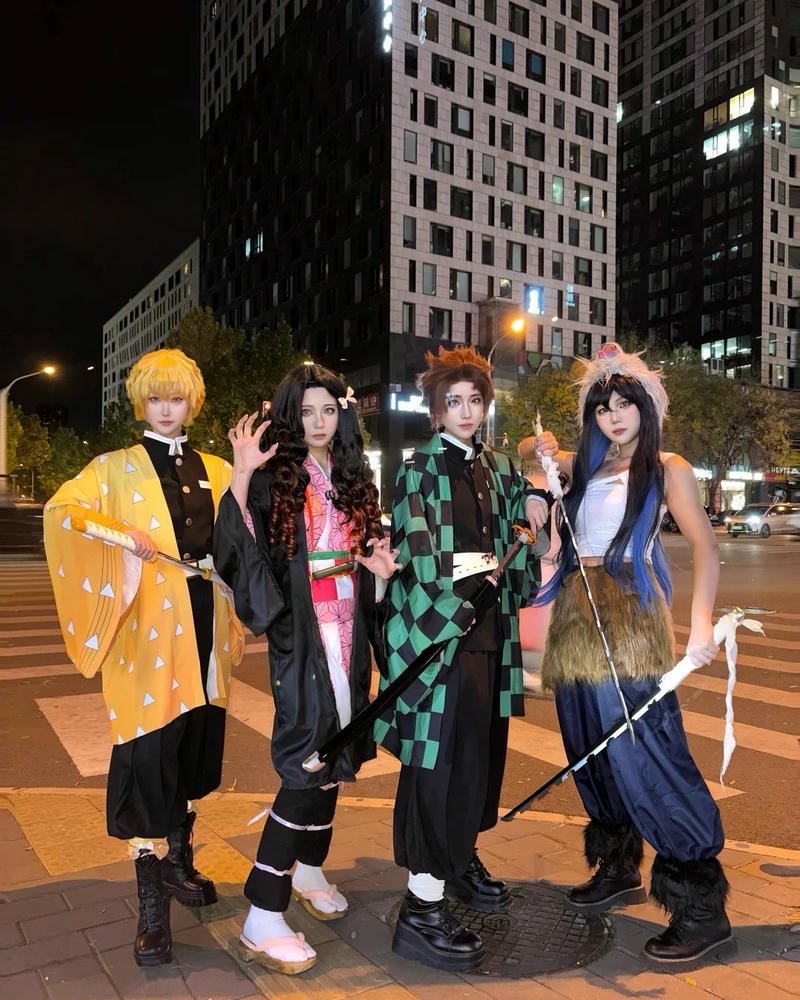 Cosplay kimetsu no yaiba chi tiết hóa trang tinh tế