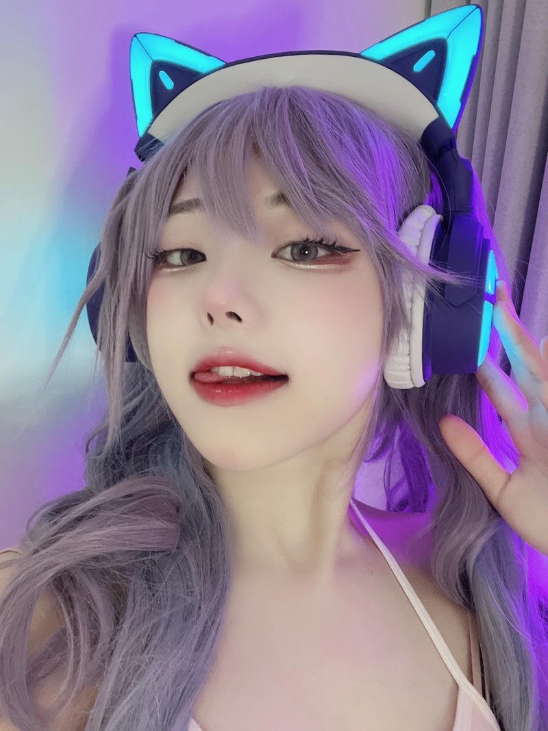 Cosplay nhân vật Hina đầy nét nổi bật