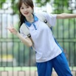 Cosplay nữ sinh biểu cảm tự nhiên đầy cảm xúc