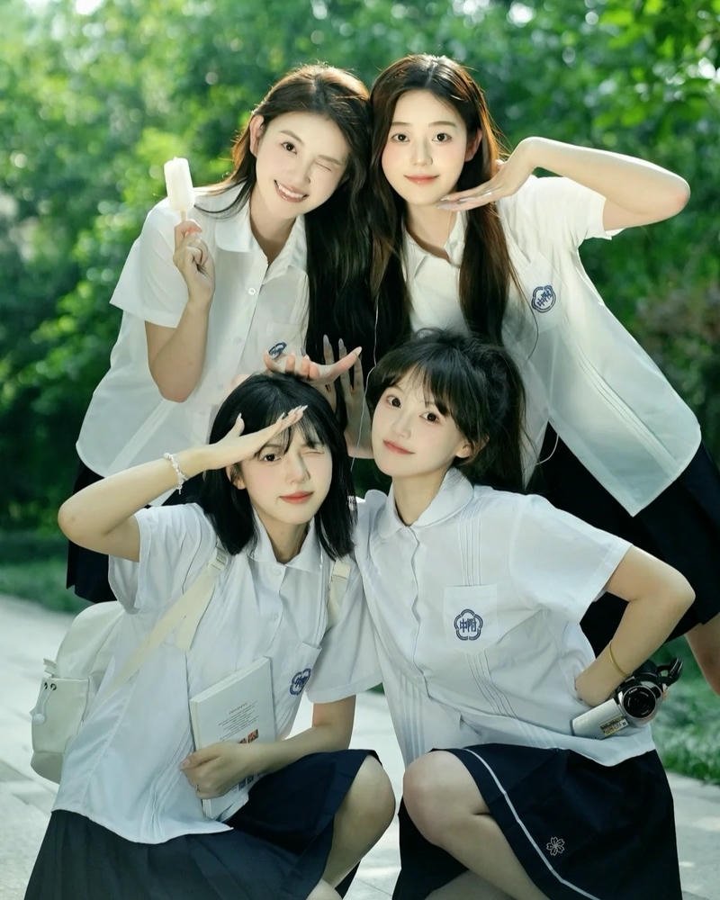 Cosplay nữ sinh tạo hình ấn tượng chuẩn tinh thần