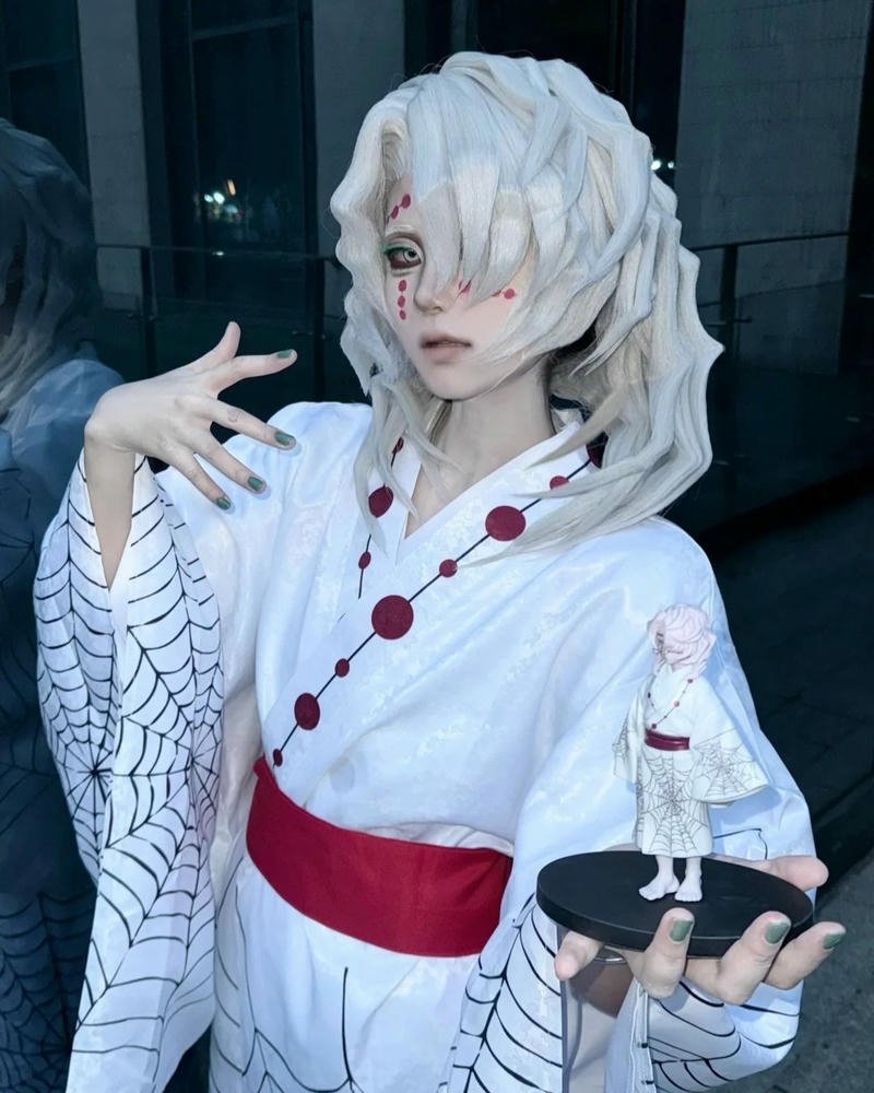 Cosplay thanh gươm diệt quỷ tạo hình sống động