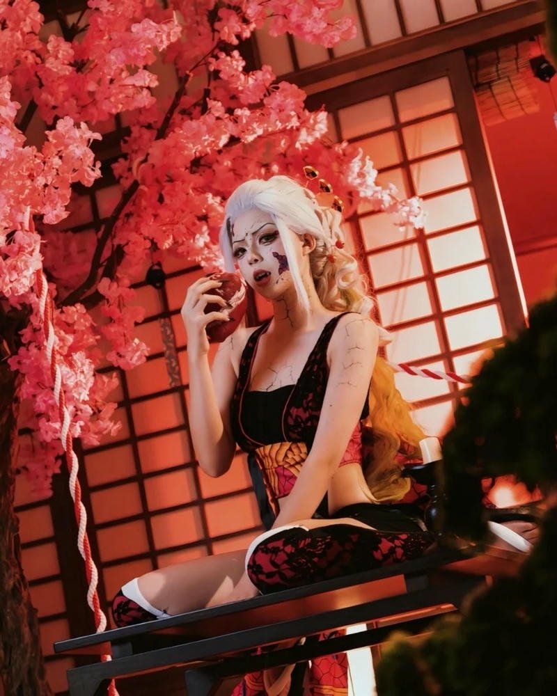 Daki cosplay biểu cảm linh hoạt giàu chiều sâu