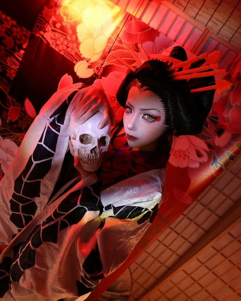 Diện mạo Daki khi hóa trang nổi bật