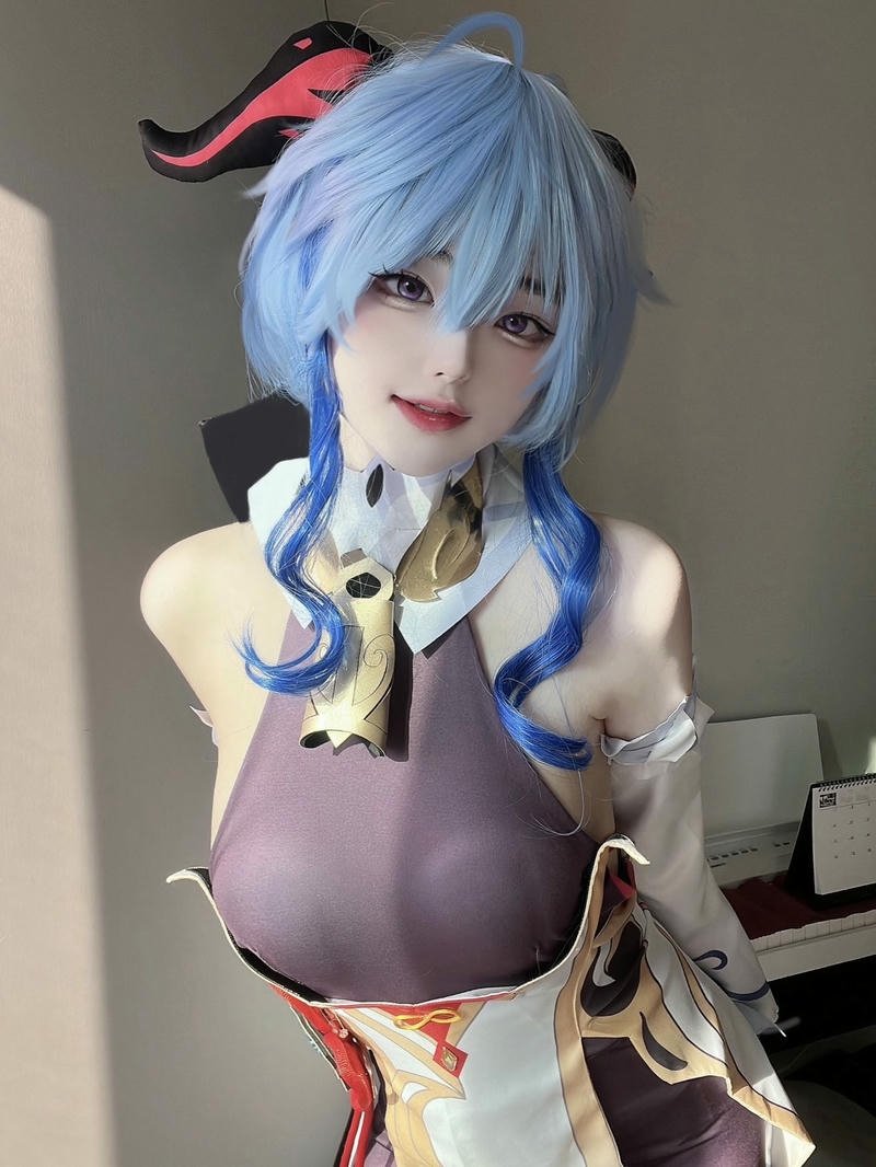 Hina cosplay mang vẻ đẹp tinh khôi cuốn hút