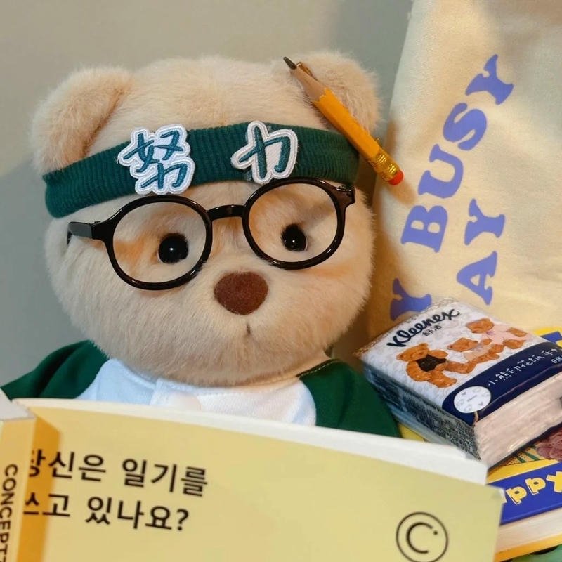 Hình đại diện chú gấu bông mang kính dễ thương