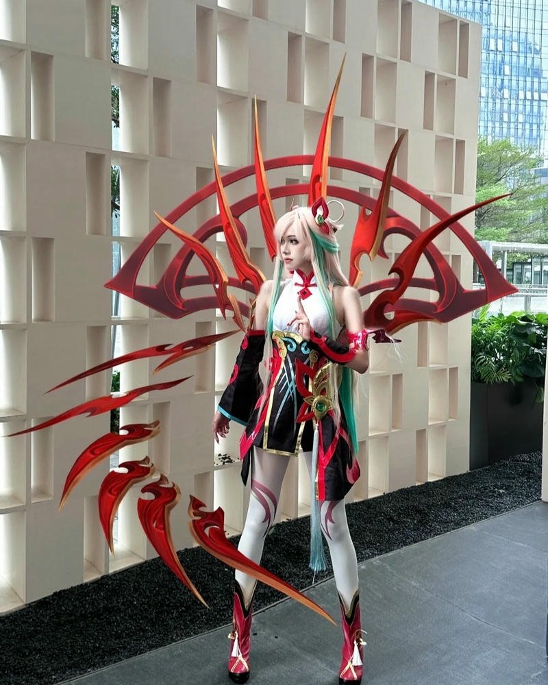Irelia cosplay sắc diện sắc sảo đầy mê hoặc