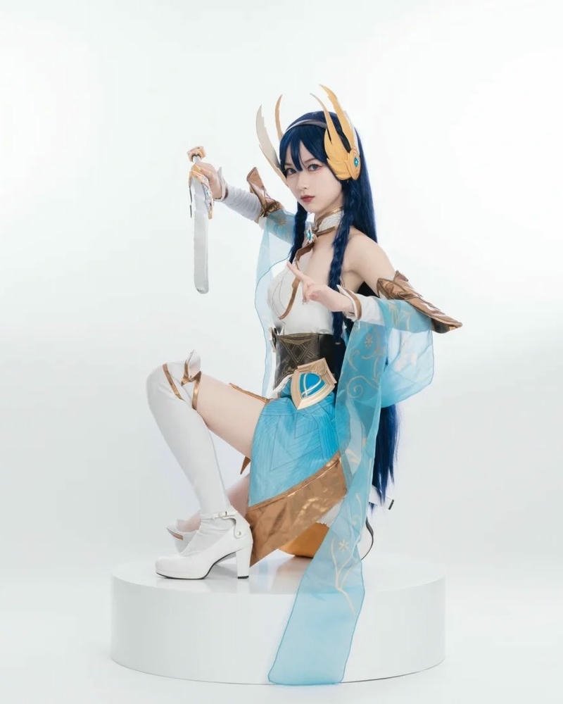 Irelia xuất hiện cùng phong cách cosplay cá tính