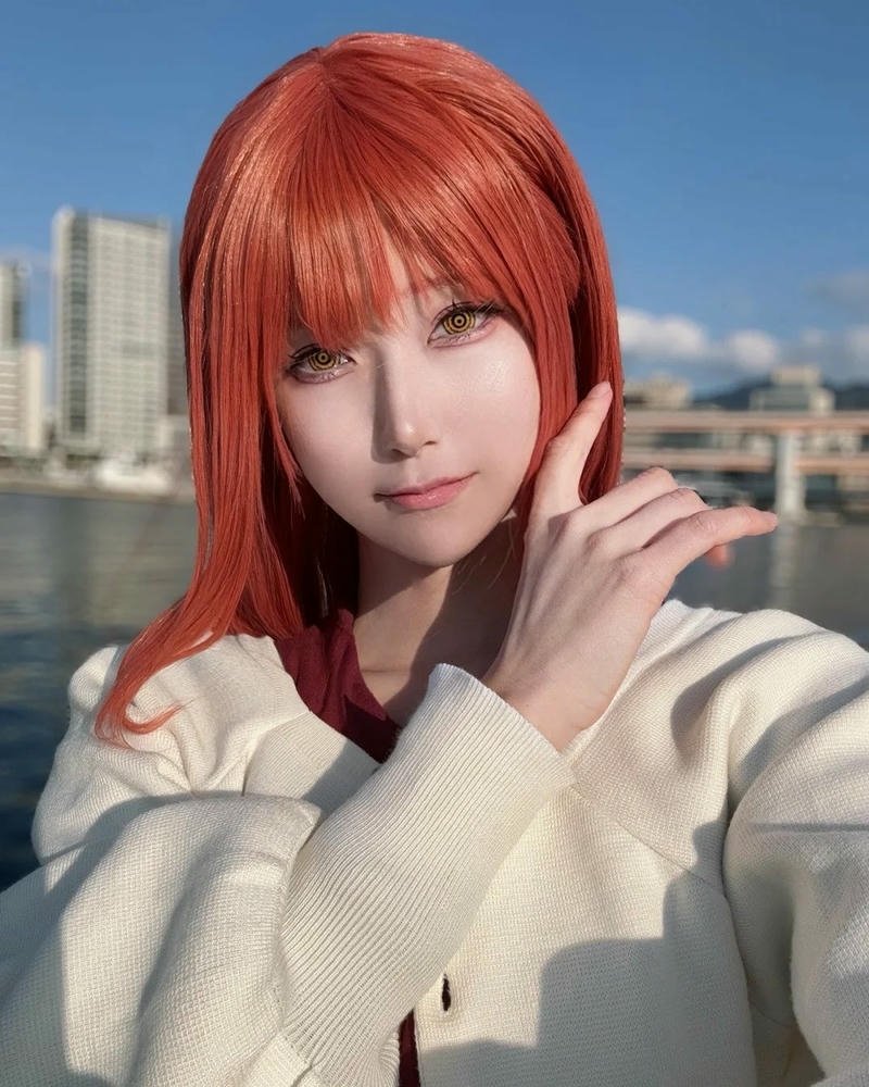 Makima cosplay tạo hình chuẩn chỉnh phong cách cuốn hút