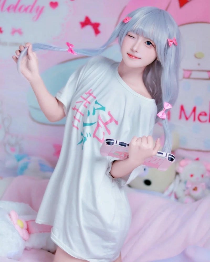 Sagiri cosplay vẻ đẹp mong manh đầy lôi cuốn