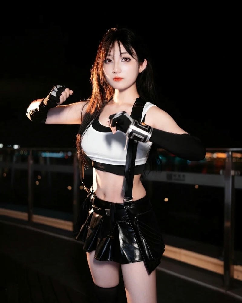 Tạo hình Tifa thể hiện khí chất cuốn hút đầy cá tính