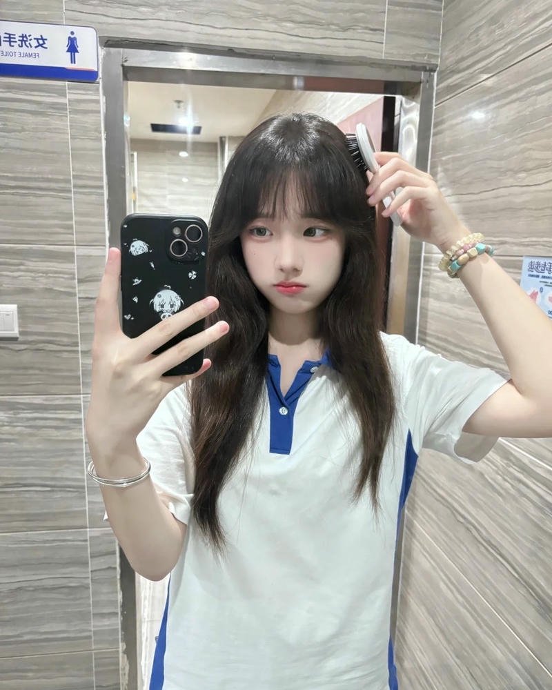 Tạo hình nữ sinh theo phong cách dễ thương