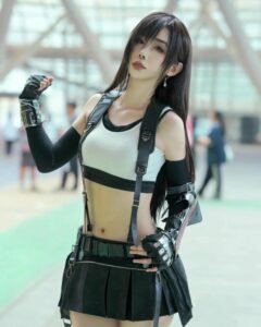 Tifa cosplay nổi bật với khí chất riêng đầy ấn tượng