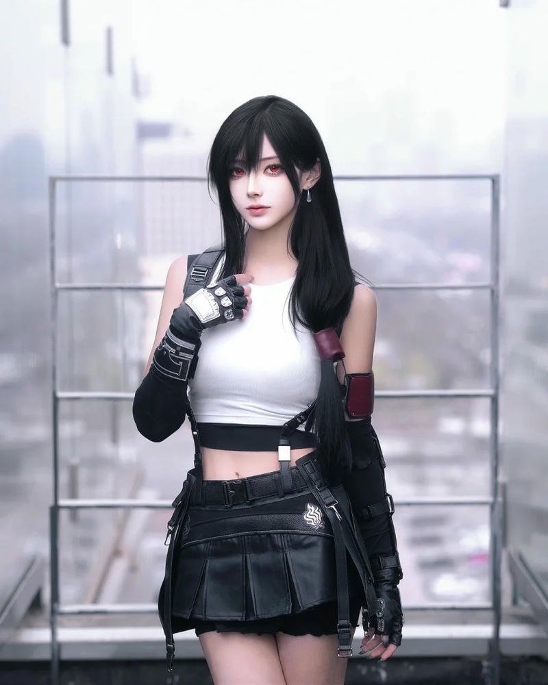 Tifa cosplay thể hiện thần thái cuốn hút qua từng ánh nhìn