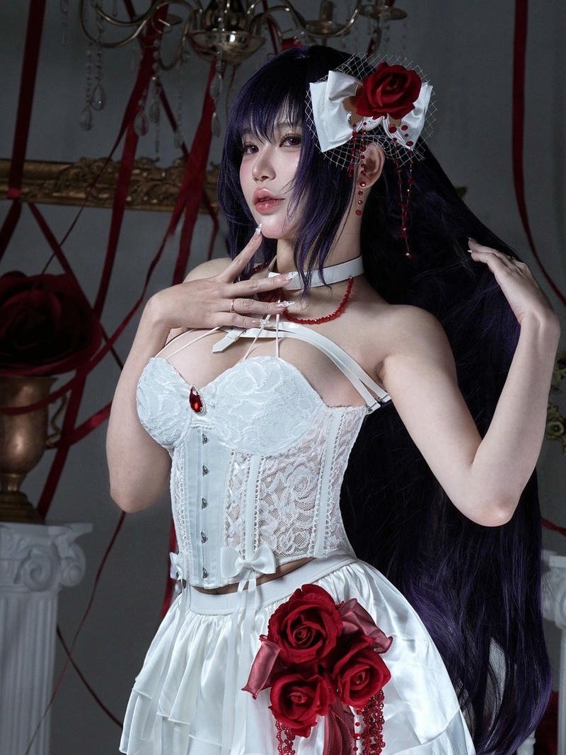 Zinie quỳnh cosplay diện trang phục tinh tế bắt mắt