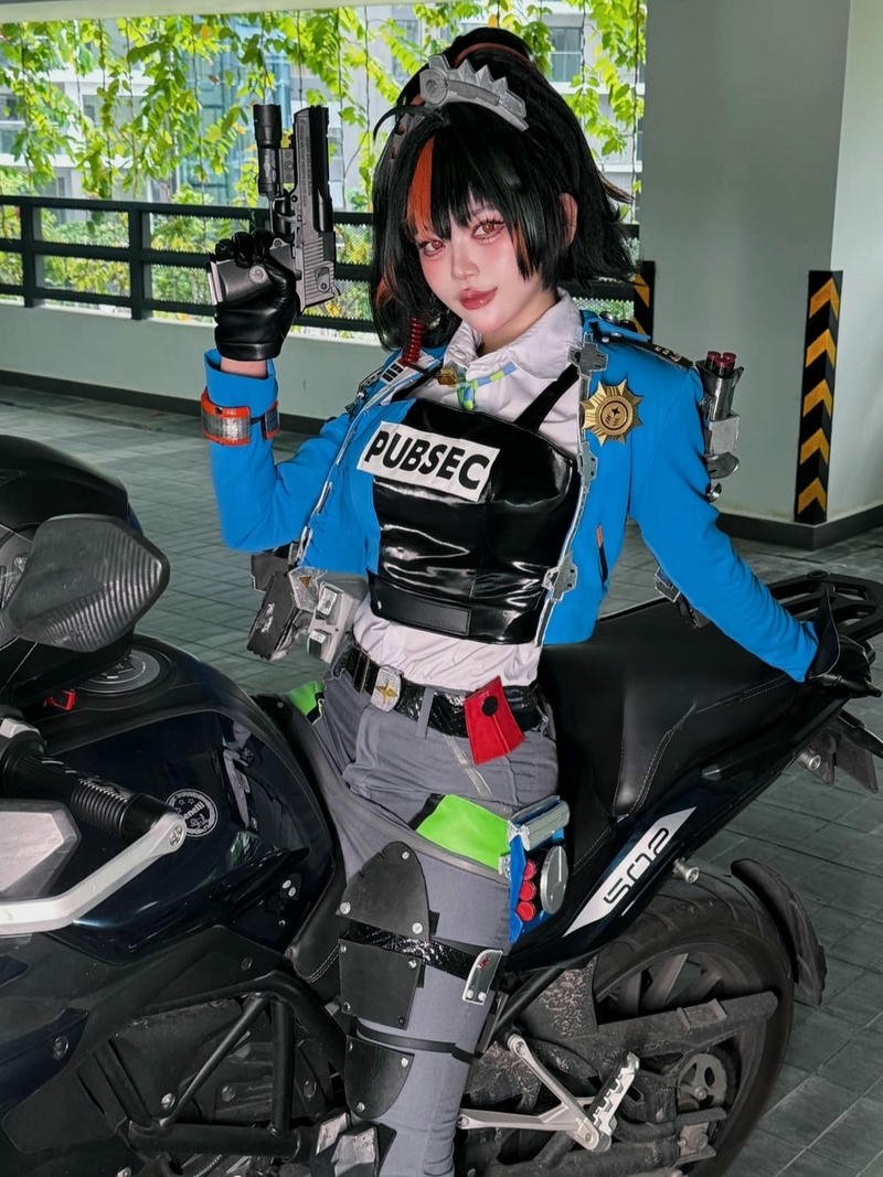 Zinie quỳnh cosplay thần thái sang trọng đầy cuốn hút