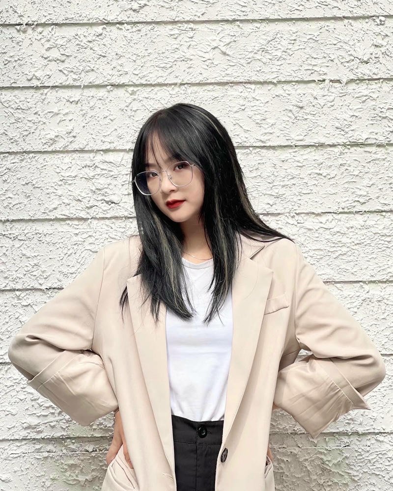 Ảnh gấm kami bikini trong concept du lịch mùa hè