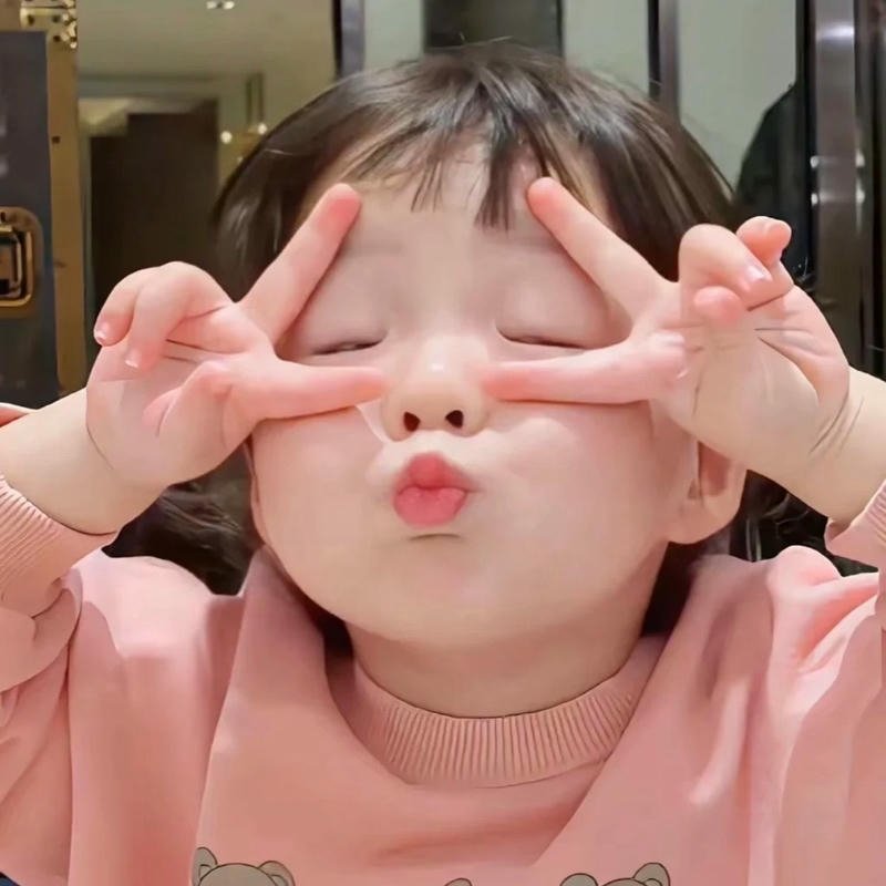 Avatar em bé hài thiết kế đơn giản nhưng gây cười hiệu quả