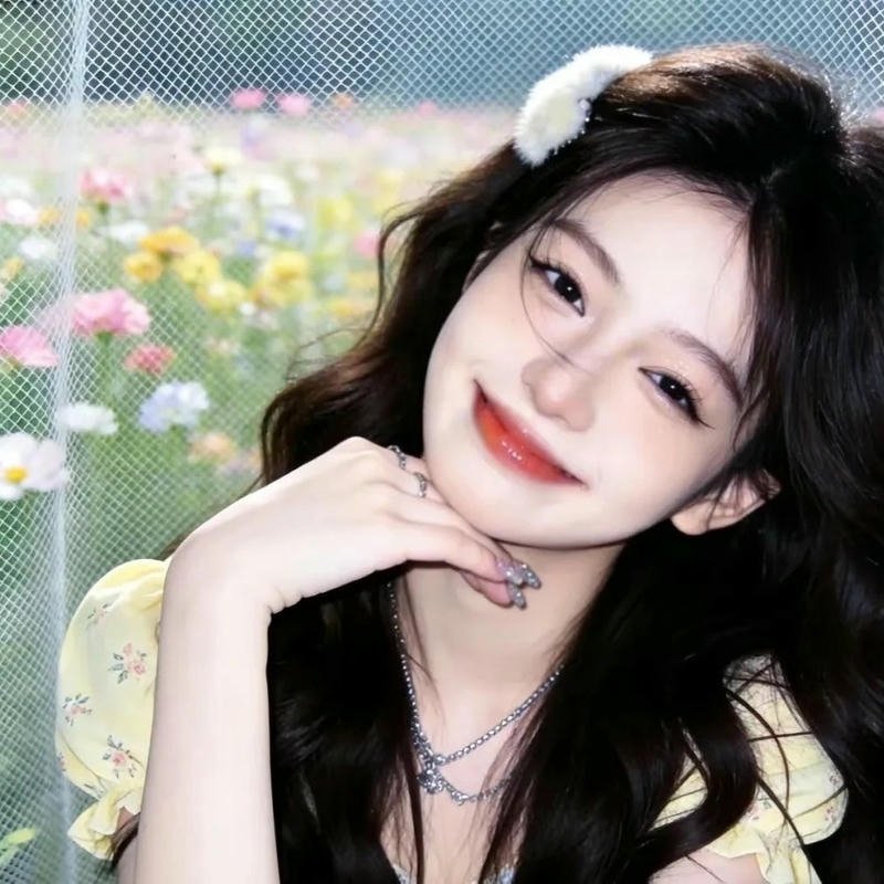 Avatar nữ cá tính thể hiện phong cách riêng đầy nổi bật