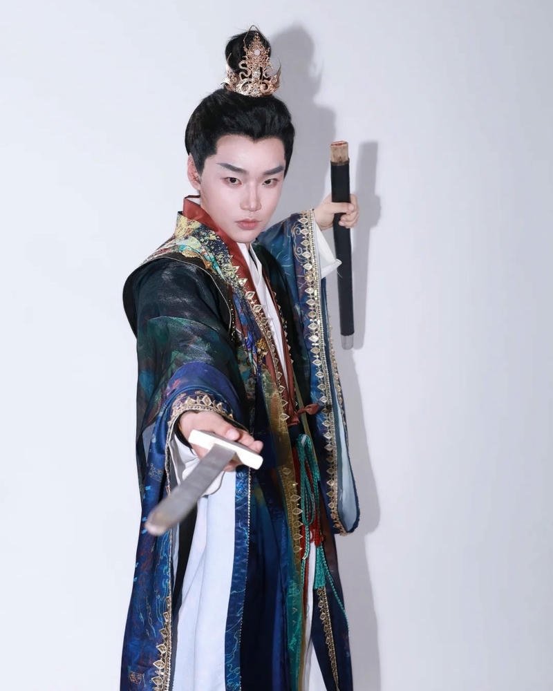 Cosplay cổ trang nổi bật với khí chất dịu dàng thanh lịch