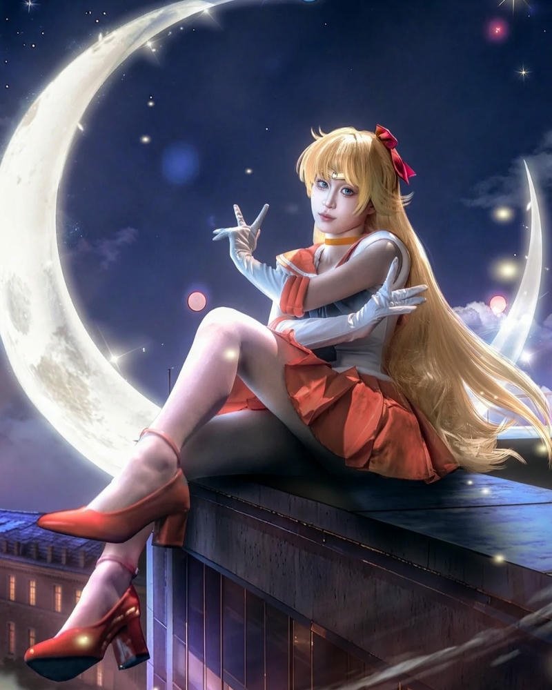 Cosplay sailor moon nổi bật cùng phong thái năng động trẻ trung