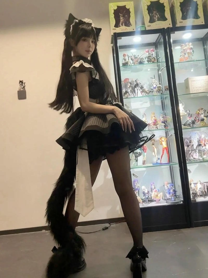 Đuôi mèo cosplay chi tiết tinh xảo tạo điểm nhấn nổi bật