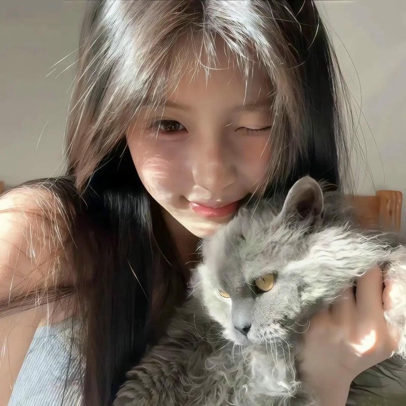 Hình avatar nữ thể hiện nét đẹp tự nhiên đầy tinh tế