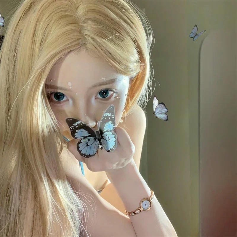 Hình đại diện nữ thể hiện phong cách trẻ trung nổi bật