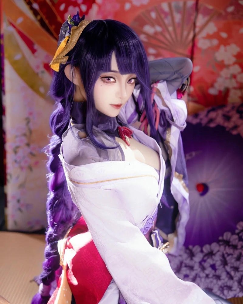 Hóa thân Raiden thể hiện phong thái dứt khoát cá tính