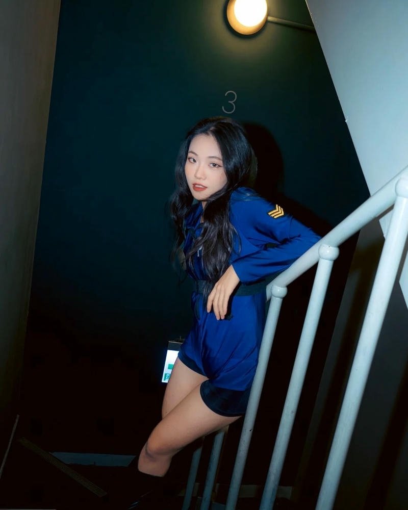 Hóa thân cảnh sát phong cách cá tính với trang phục đẹp