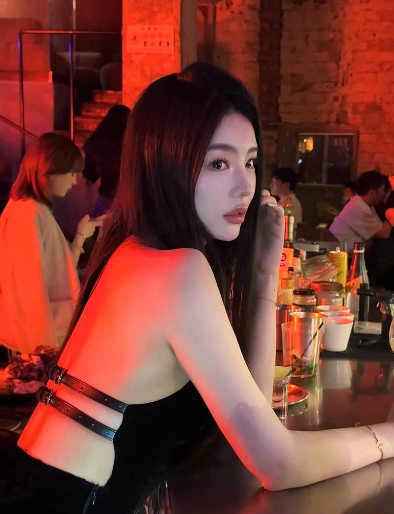 Không khí náo nhiệt làm nổi bật vẻ đẹp cá tính