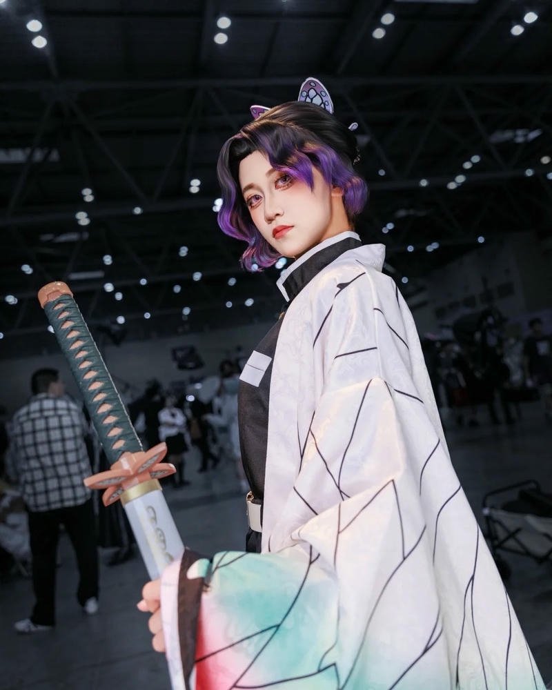 Mỹ nữ hóa trang Shinobu mang vẻ đẹp dịu dàng