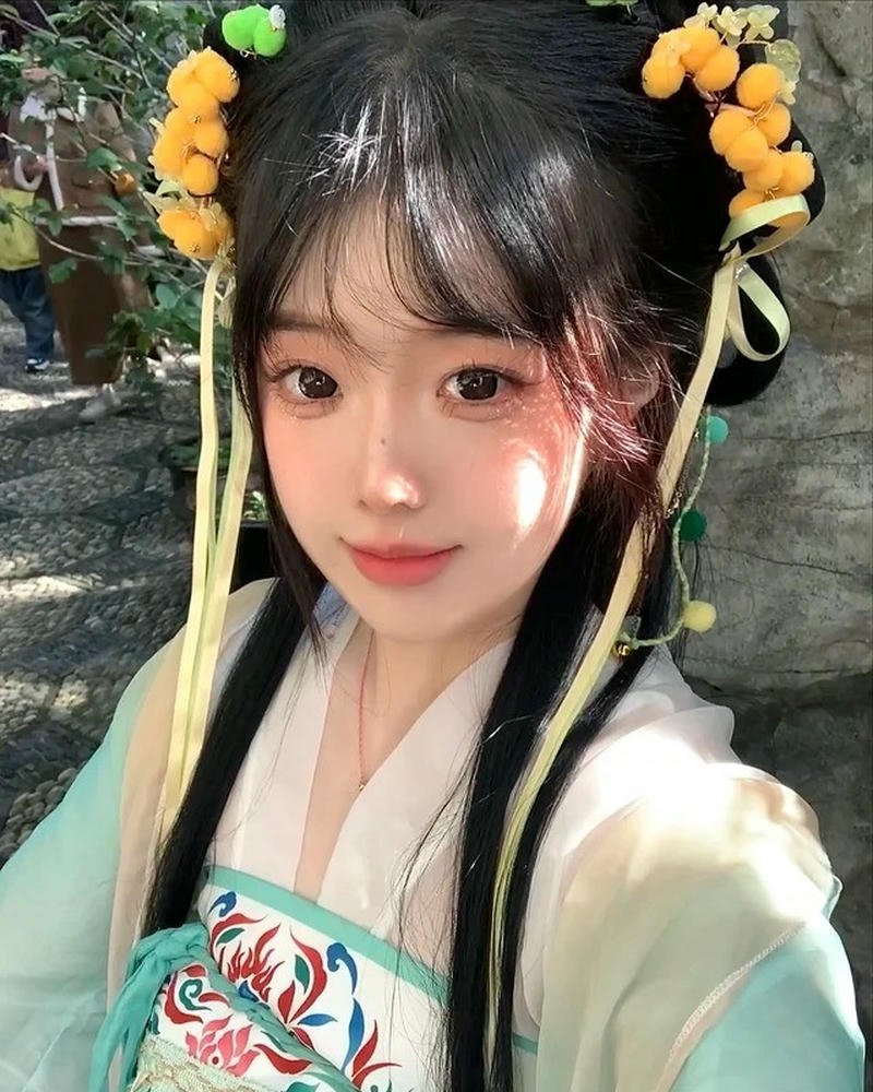 Phong thái cổ trang hóa thân mang vẻ đẹp dịu dàng