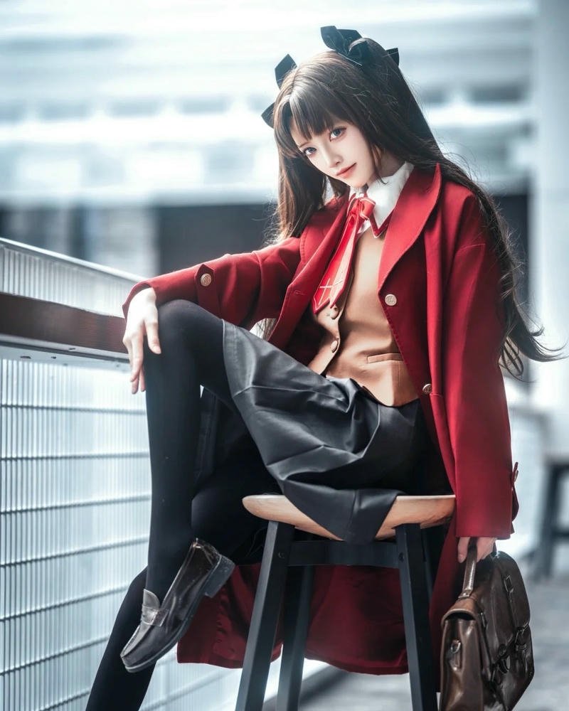 Rin Tohsaka cosplay gây ấn tượng với vẻ ngoài cuốn hút