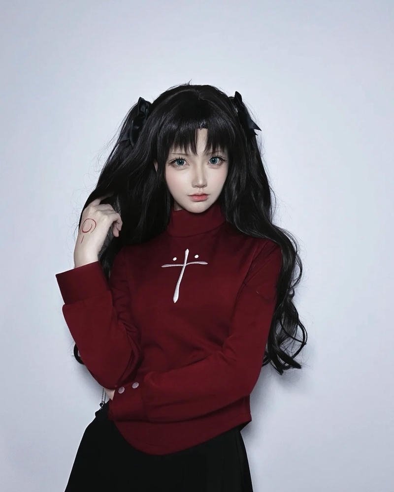 Rin Tohsaka cosplay thể hiện phong cách mạnh mẽ đầy cá tính