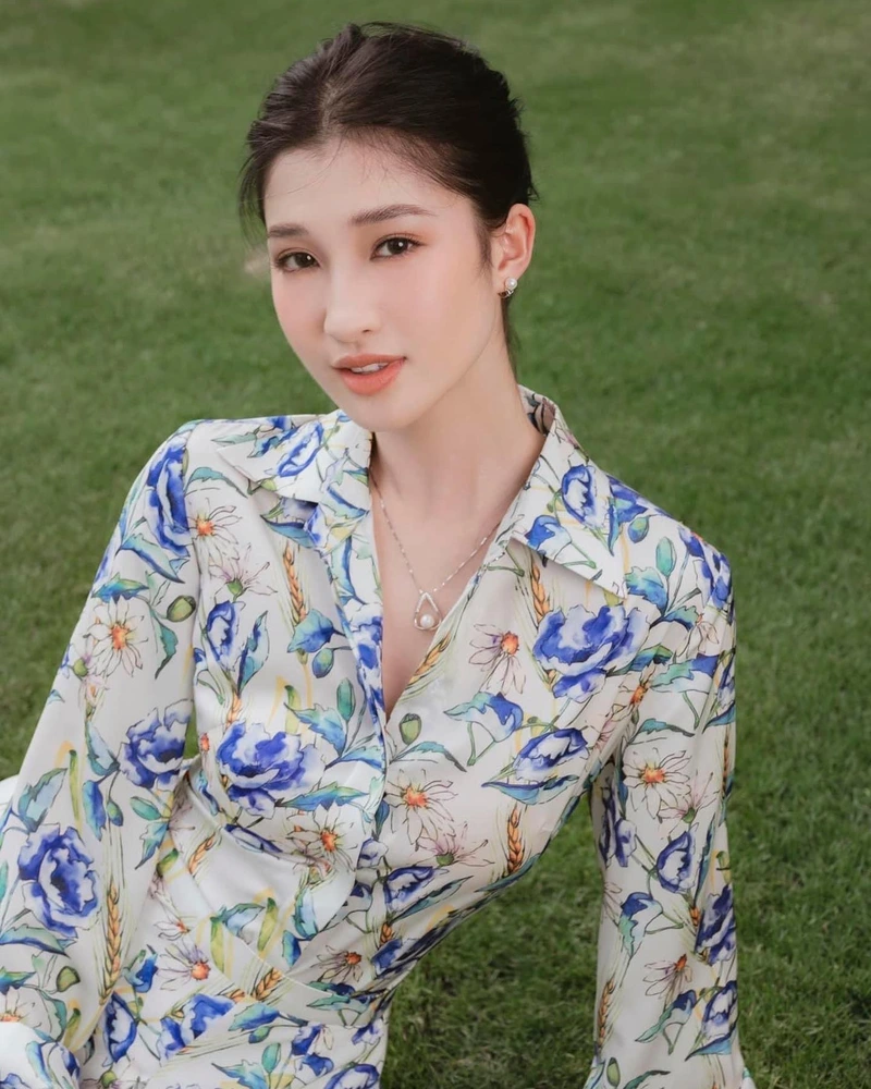 Ảnh Mỹ nữ Phương Nhi bikini cùng thần thái dịu dàng nổi bật