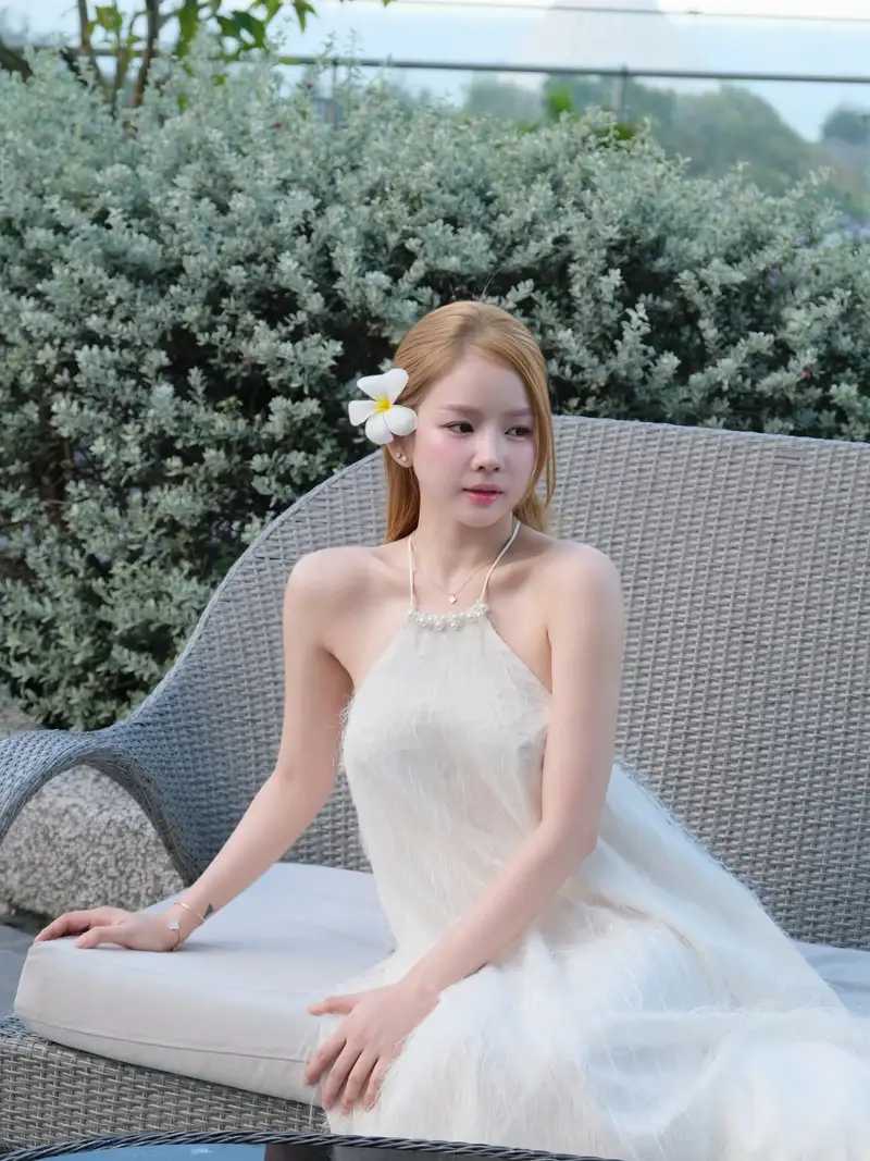 DJ Mie bikini đẹp trong bộ ảnh thời trang ấn tượng
