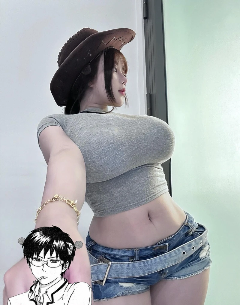 Dáng vẻ kiêu sa và sexy Pi Tiên trong bikini sang chảnh