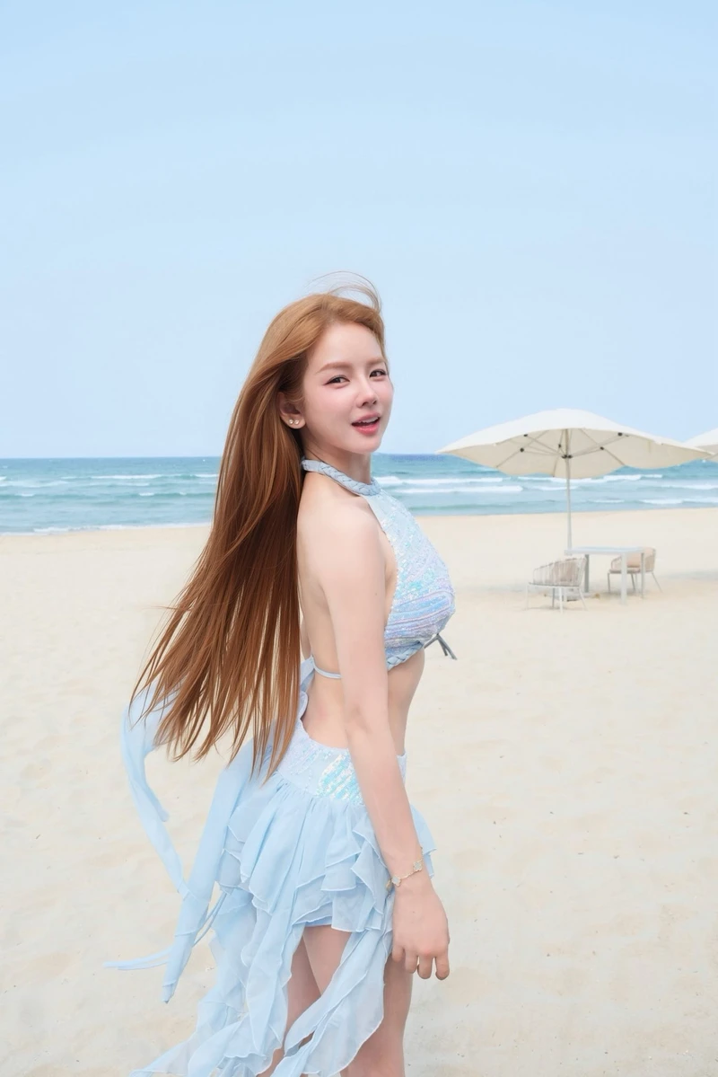 Nét đẹp tự nhiên giúp DJ Mie bikini nổi bật hơn